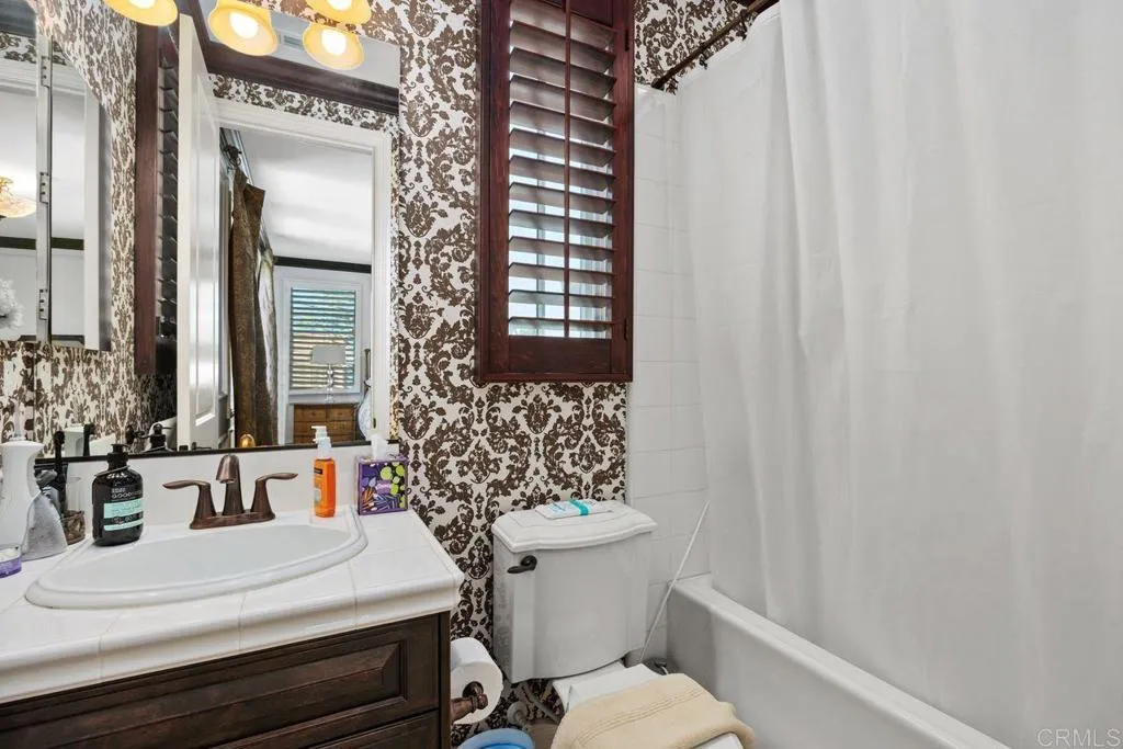 https://cdn.realtyfeed.com/cdn/127/307074289/4749066b3abb733c4ece2b2d4b50b7ec.webp