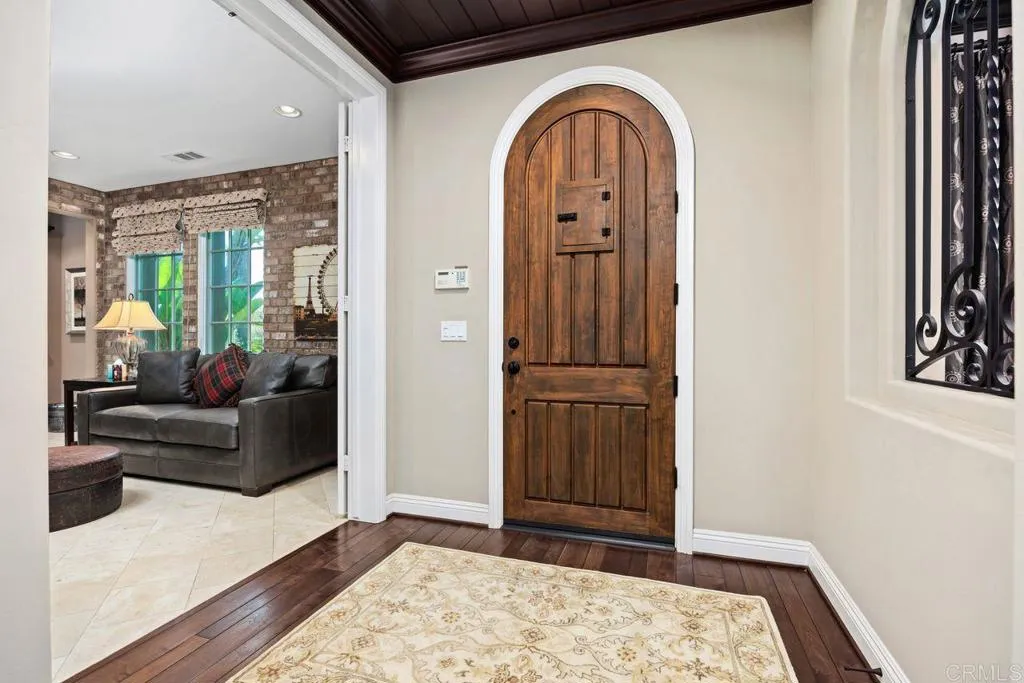 https://cdn.realtyfeed.com/cdn/127/307074289/6c911f067946233027e1cf3bbcaddca7.webp