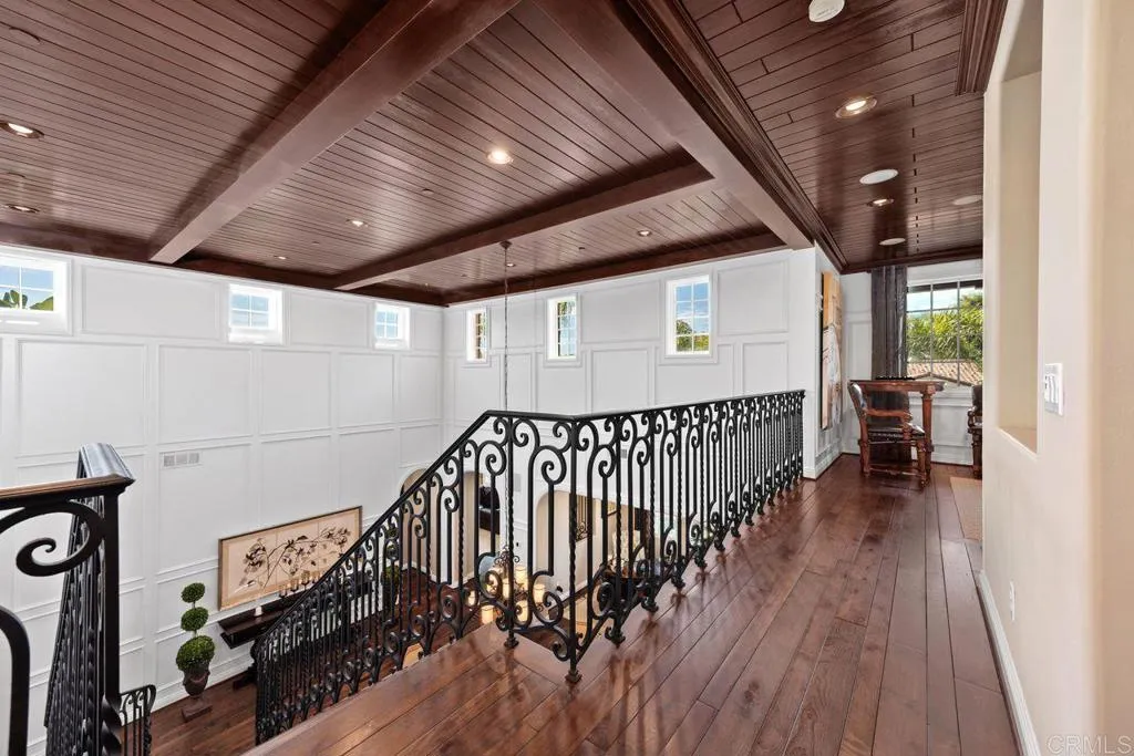 https://cdn.realtyfeed.com/cdn/127/307074289/89a48d2e2a5e9c1cead79174db23aaf4.webp