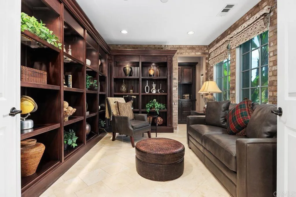 https://cdn.realtyfeed.com/cdn/127/307074289/dd0cac96158c6a08e6c9f2d98f92f5e3.webp