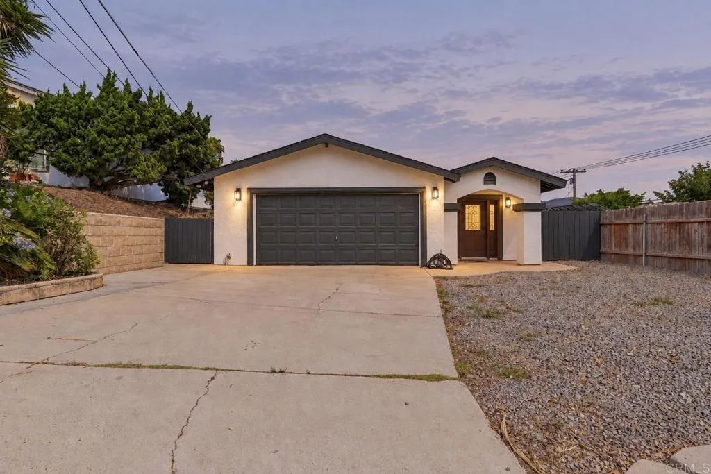 https://cdn.realtyfeed.com/cdn/127/307074330/321bb29b0acc02818754c4dab1910615.webp