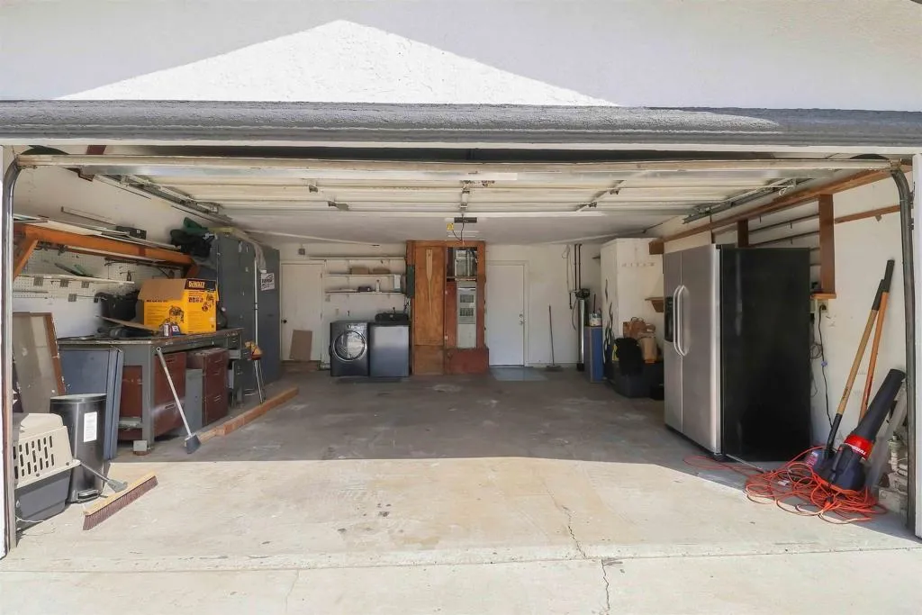 https://cdn.realtyfeed.com/cdn/127/307074330/91322fb8e9f6ef968de504587a47cd41.webp