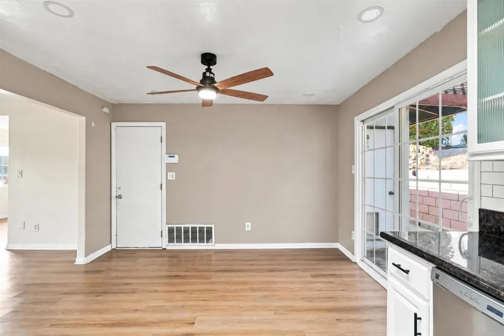 https://cdn.realtyfeed.com/cdn/127/307074330/ac83e432315d989fc449845959d56930.webp