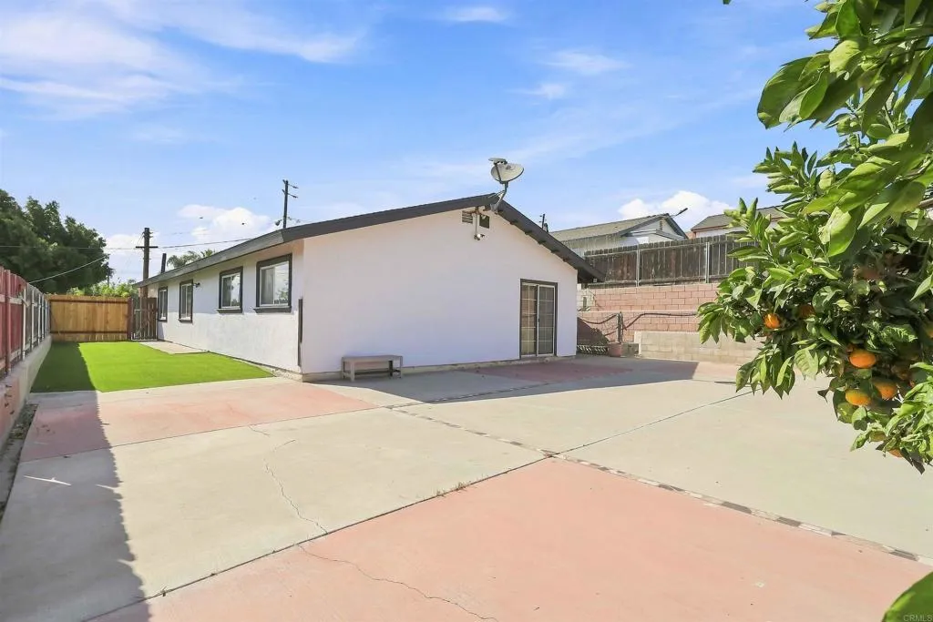 https://cdn.realtyfeed.com/cdn/127/307074330/e14a688b1f2cea5c97d8a299fdd9a196.webp