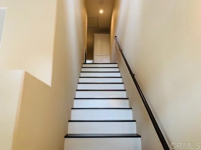 https://cdn.realtyfeed.com/cdn/127/307074339/9f6ef64795f119df4cbbb9ecdca90d4e.webp