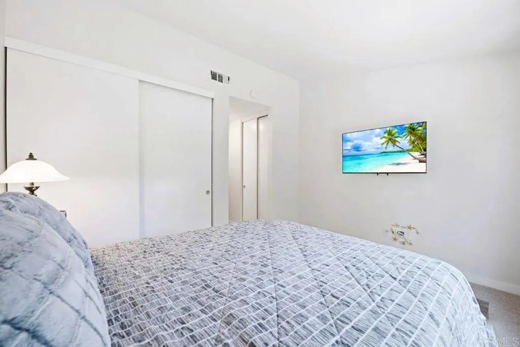 https://cdn.realtyfeed.com/cdn/127/307074356/1feaa60156be53a79bdc4a6e7fffbc5f.webp