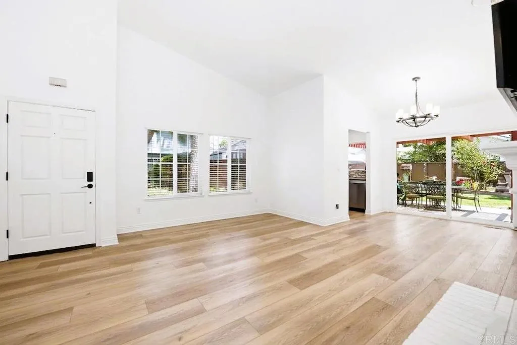 https://cdn.realtyfeed.com/cdn/127/307074356/6a3e96f63653f9f8cec1f55b3a7452a9.webp