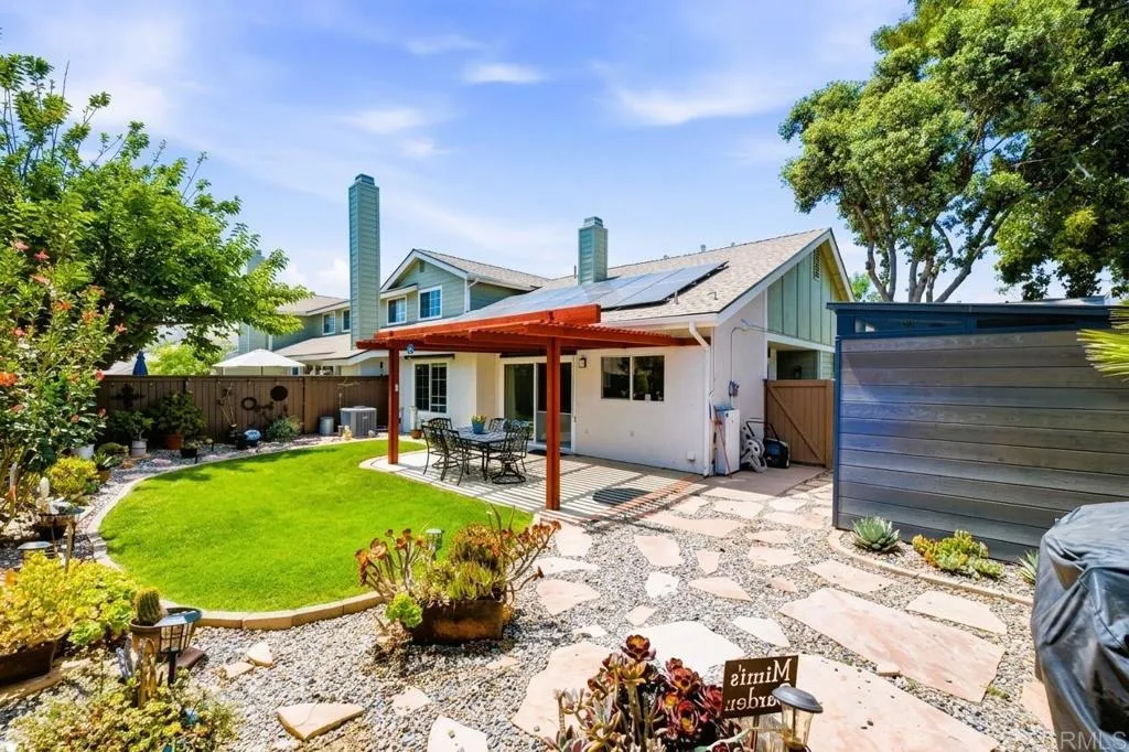 https://cdn.realtyfeed.com/cdn/127/307074356/6aee2b9b89b5e69074cfa03c336bc3de.webp
