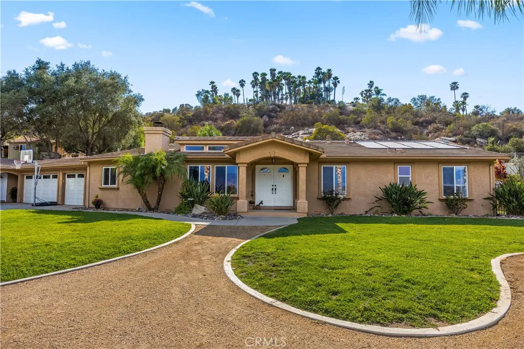 https://cdn.realtyfeed.com/cdn/127/307074381/2e384fc8d72b945482b0d463d90610b9.webp