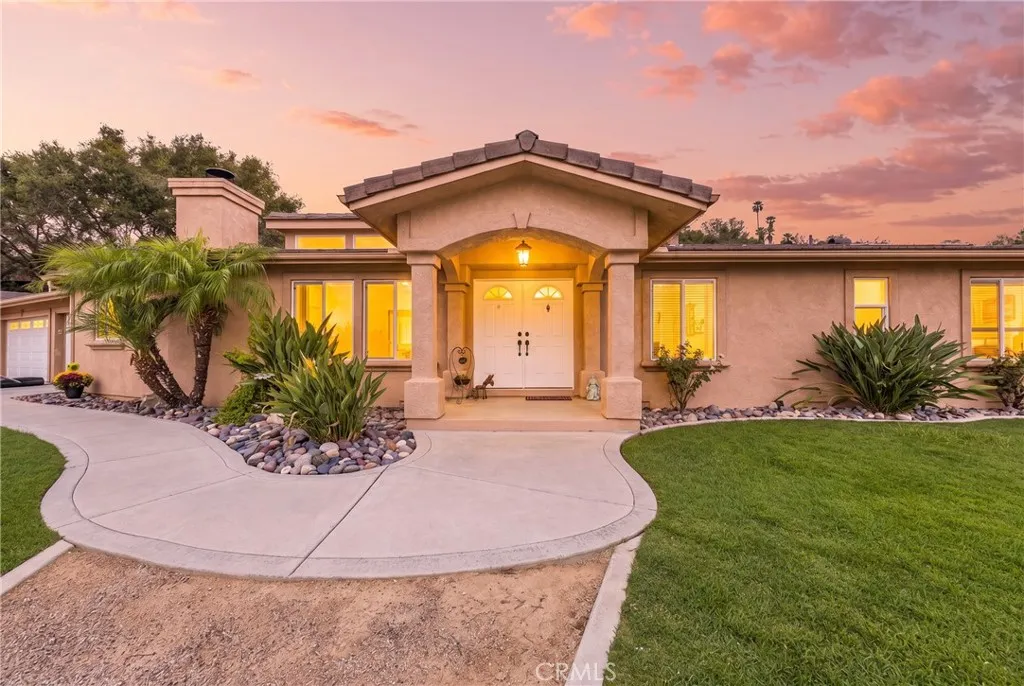 https://cdn.realtyfeed.com/cdn/127/307074381/300bbdd062170917b42b689e053236f6.webp