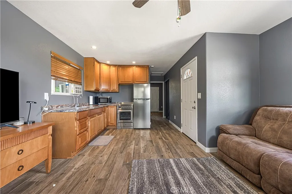 https://cdn.realtyfeed.com/cdn/127/307074381/af132b7bba07fe33267e708c04120ecd.webp