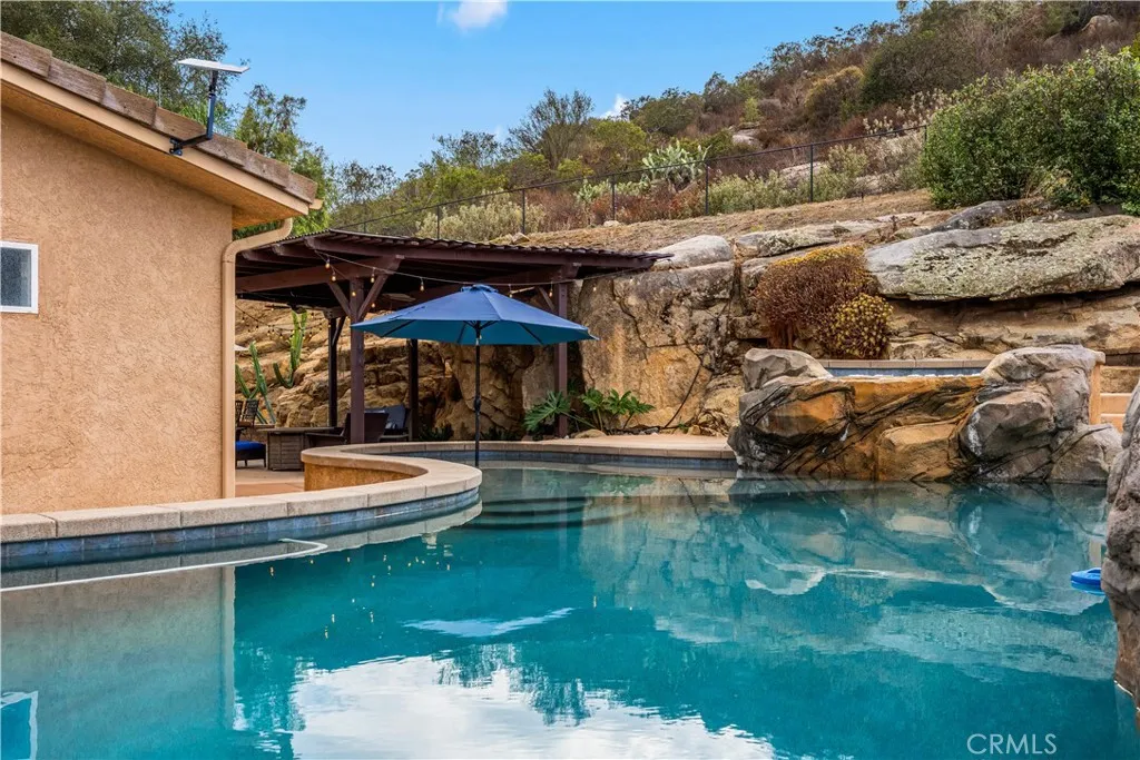 https://cdn.realtyfeed.com/cdn/127/307074381/c57e18f0e5796e1de1f45084913690db.webp