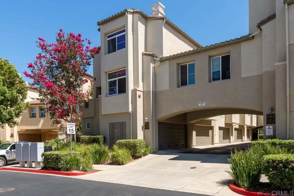 564 Almond Road, San Marcos, CA 92078 - Main photo, San Marcos, CA