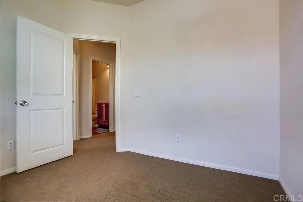 https://cdn.realtyfeed.com/cdn/127/307074440/5e1a263d5e732a74d6e943d8d059e728.webp