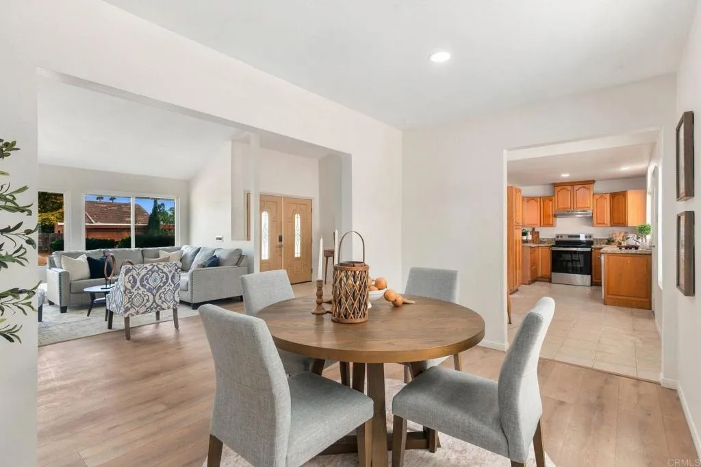 https://cdn.realtyfeed.com/cdn/127/307074443/2a9adb1591ecc43966b2fb860213be15.webp