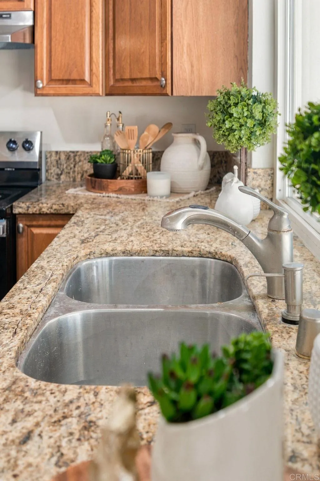 https://cdn.realtyfeed.com/cdn/127/307074443/c0b94ee471801d2af12c49519fa35ead.webp