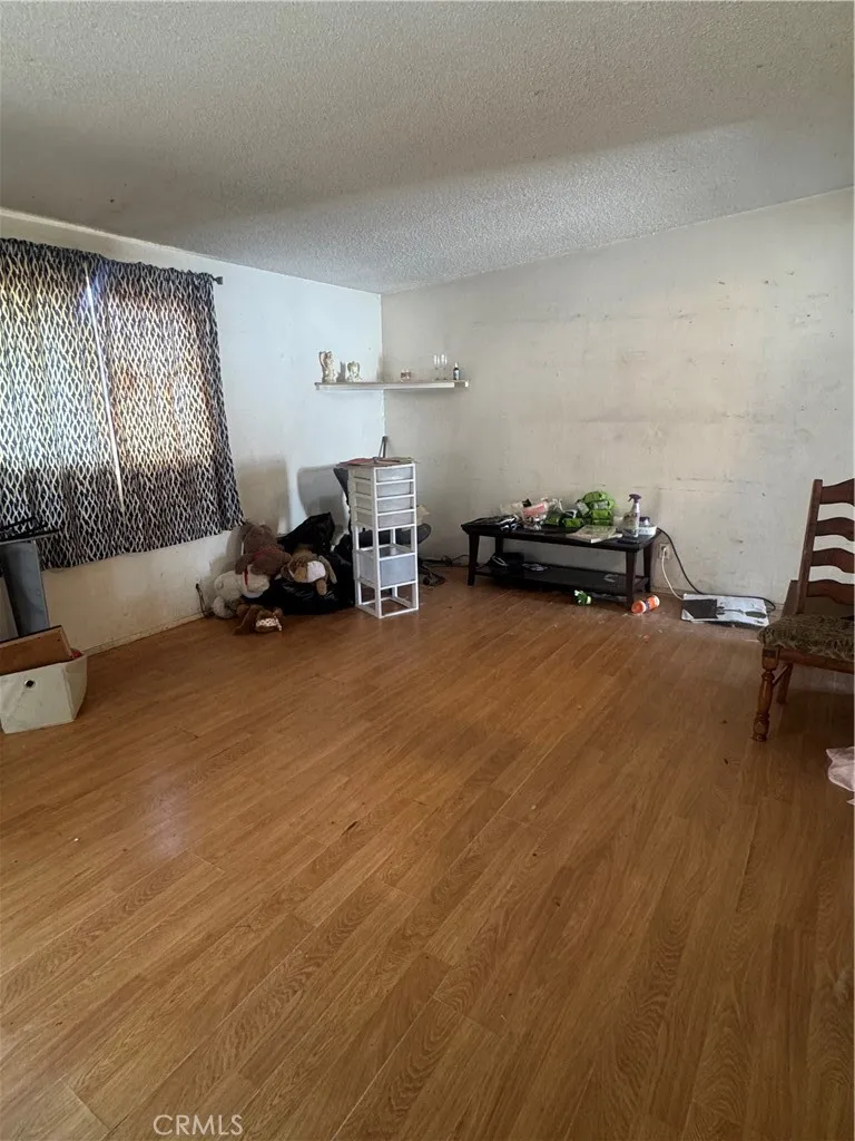 https://cdn.realtyfeed.com/cdn/127/307074509/6f9fbe58cfa645b11983a913b3e0a5d6.webp