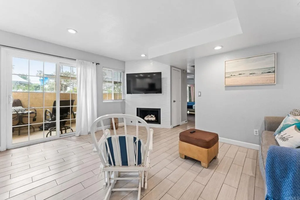 207 Elkwood Avenue, Imperial Beach, CA 91932 - Photo 4 of 28, Imperial Beach, CA