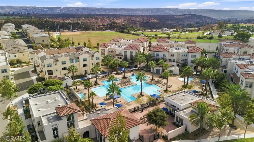 https://cdn.realtyfeed.com/cdn/127/307074529/82656a5c6701f2f0ff6e6d4dfd981e2a.webp