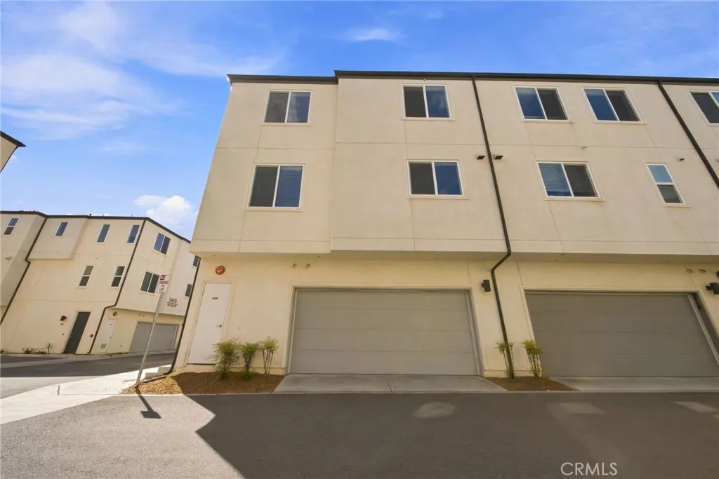 https://cdn.realtyfeed.com/cdn/127/307074529/942eeb2a7f27d804d799d468a07a78fe.webp