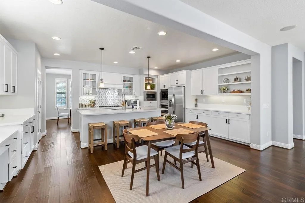 https://cdn.realtyfeed.com/cdn/127/307074603/02c8d62662edd393d296759f178073c9.webp