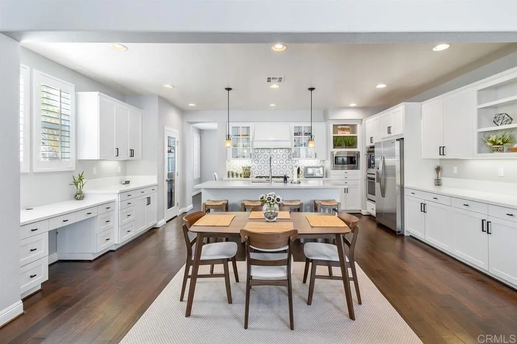 https://cdn.realtyfeed.com/cdn/127/307074603/0682d5448636c440a4d5a42b4b01dac2.webp