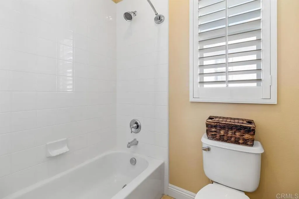 https://cdn.realtyfeed.com/cdn/127/307074603/47d089a769f02914db569484e3104e1f.webp
