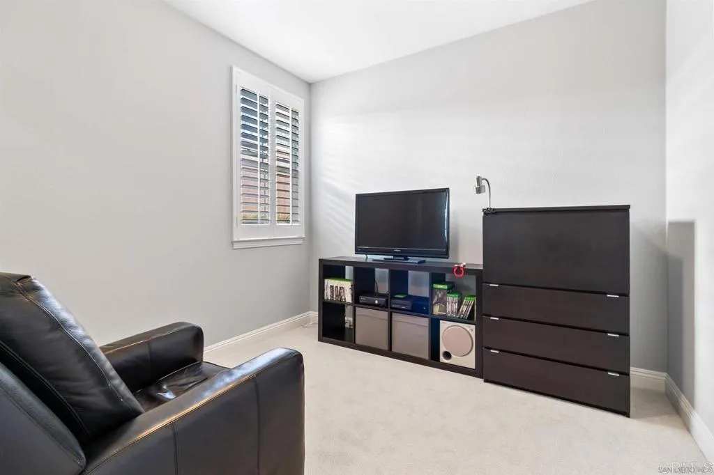 https://cdn.realtyfeed.com/cdn/127/307074603/b925f796bbc13e17d9b50a48ebe14cfd.webp