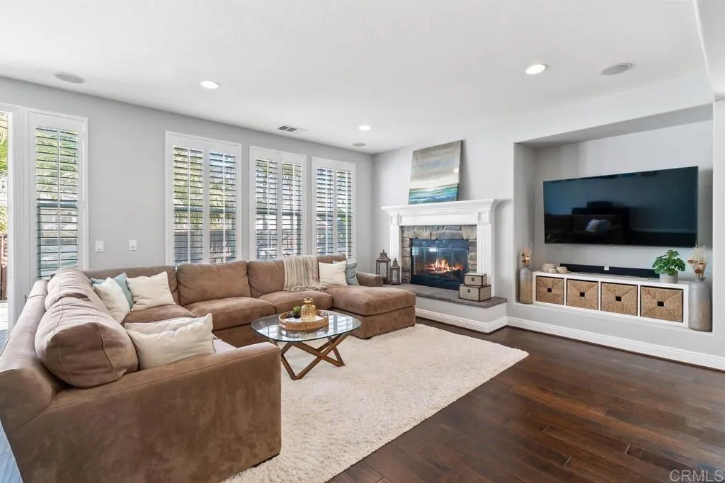 https://cdn.realtyfeed.com/cdn/127/307074603/e51f2d9b76f908918f6c895fdaca416a.webp
