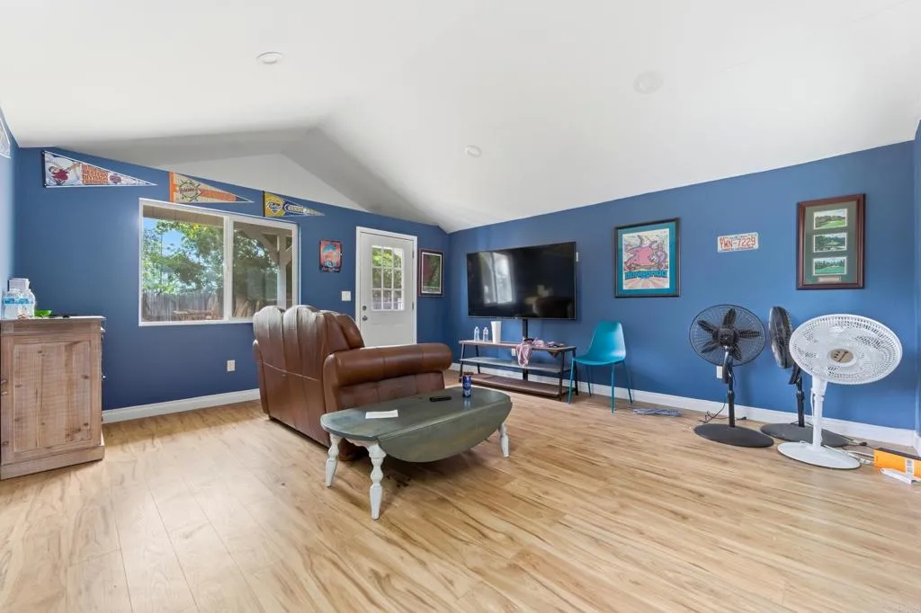 https://cdn.realtyfeed.com/cdn/127/307074616/c06086d947a0920f435c6ef321a1c6ed.webp