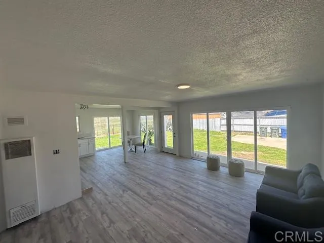 464-68 7th Street, Imperial Beach, CA 91932 - Photo 4 of 21, Imperial Beach, CA