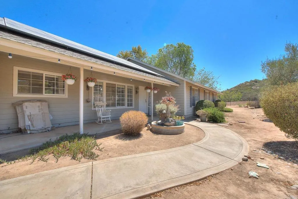 14937 Chemise Creek Road, Ramona, CA 92065 - Photo 2 of 45, Ramona, CA