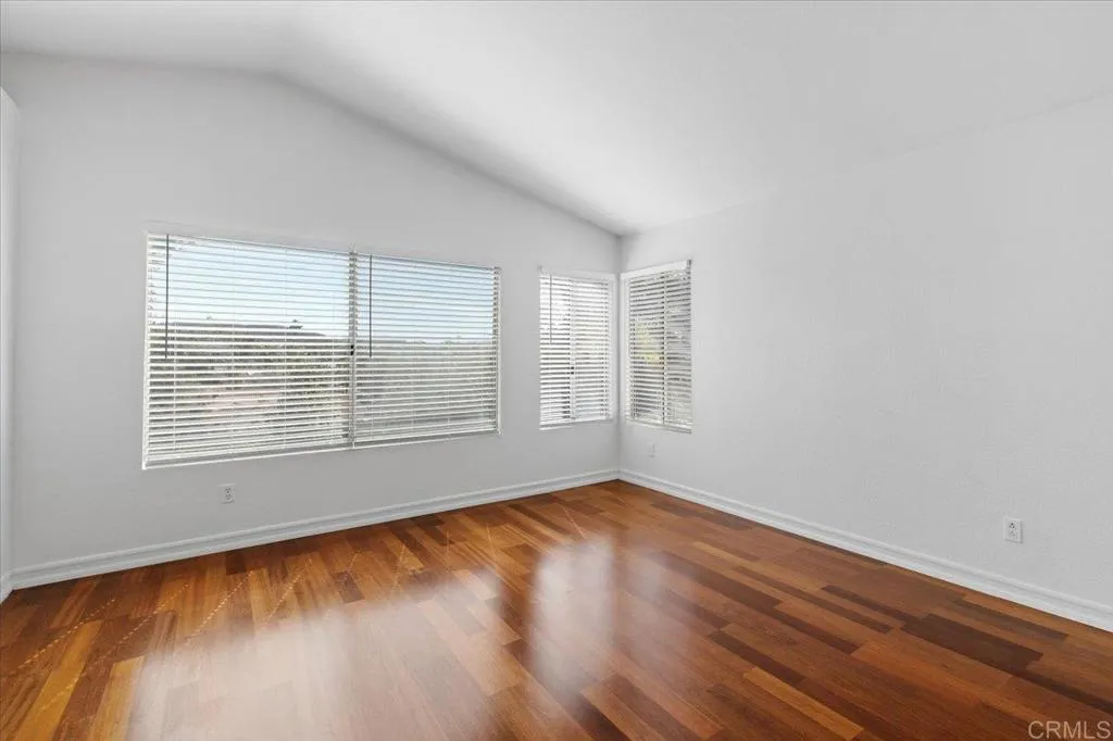 https://cdn.realtyfeed.com/cdn/127/307074759/3c47b888f6204c1e6518cf5cc121b2ac.webp
