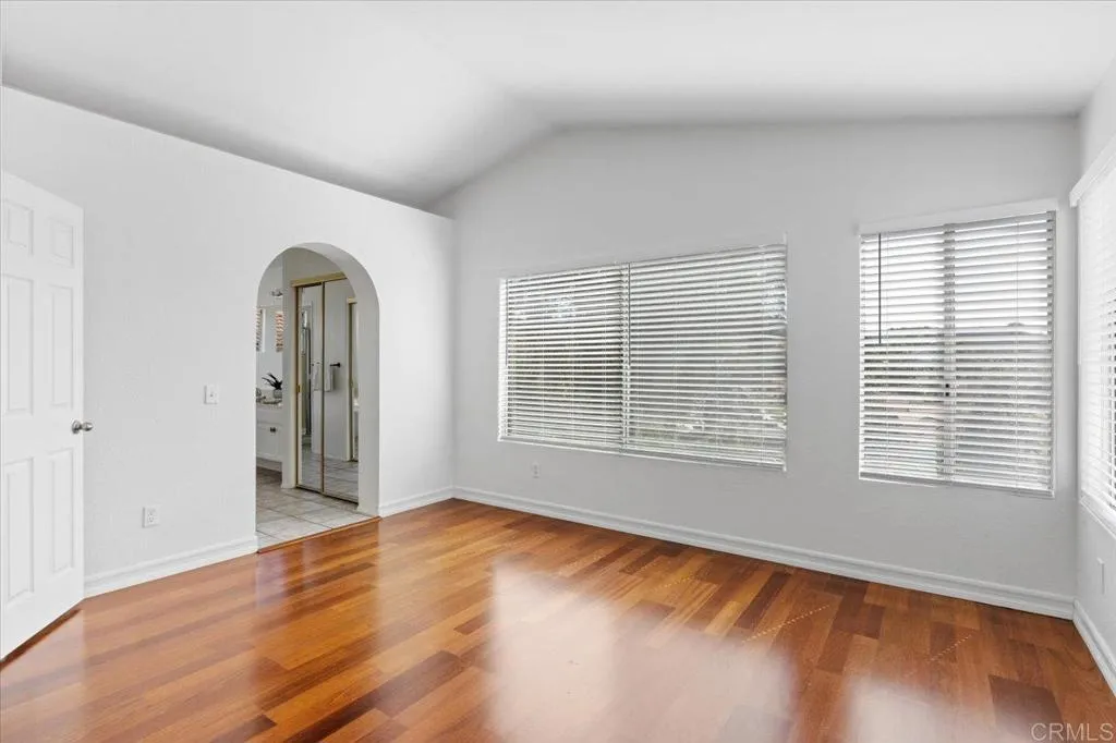 https://cdn.realtyfeed.com/cdn/127/307074759/e23e932dafff74cb18950b4207fb2f0f.webp