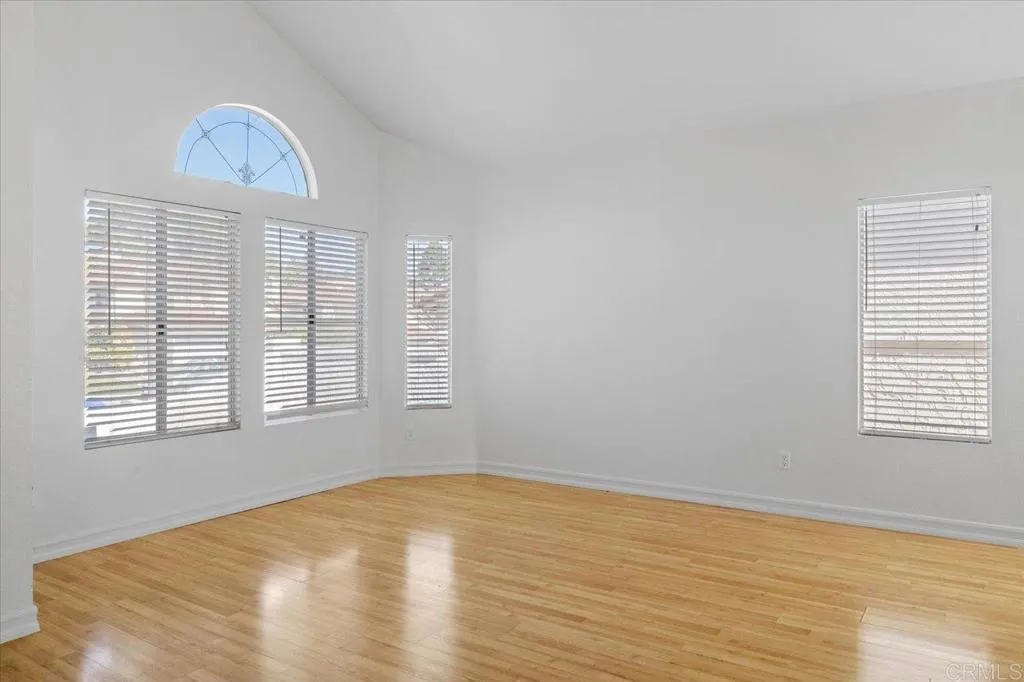 https://cdn.realtyfeed.com/cdn/127/307074759/e3018c094476a0f64257a69be7f7d3be.webp