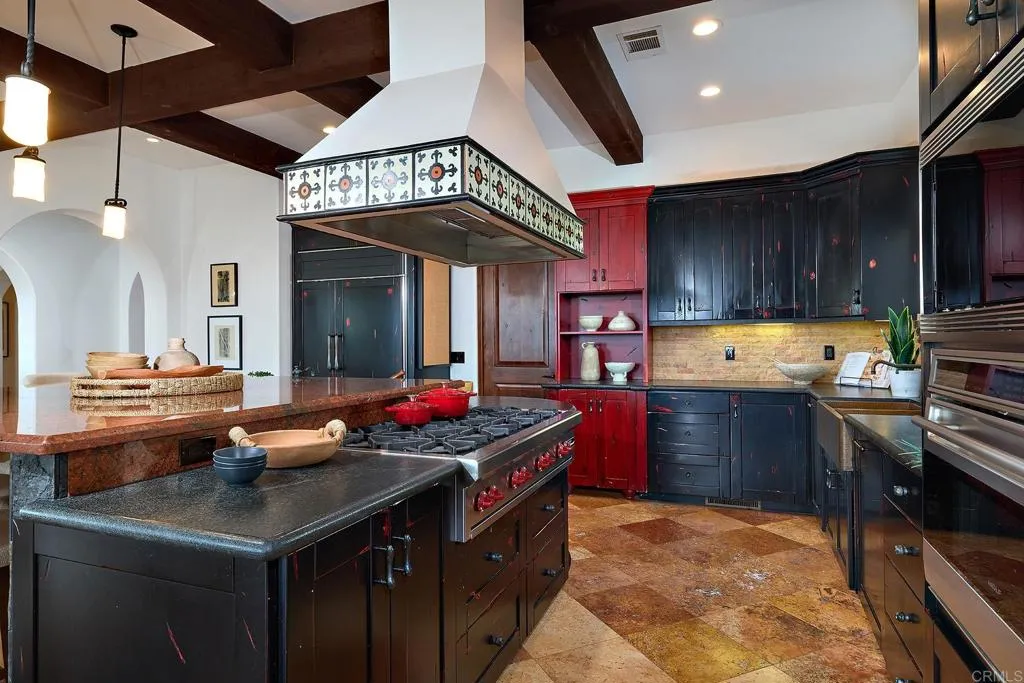 https://cdn.realtyfeed.com/cdn/127/307074819/10052712682f281b469335dae38e167c.webp