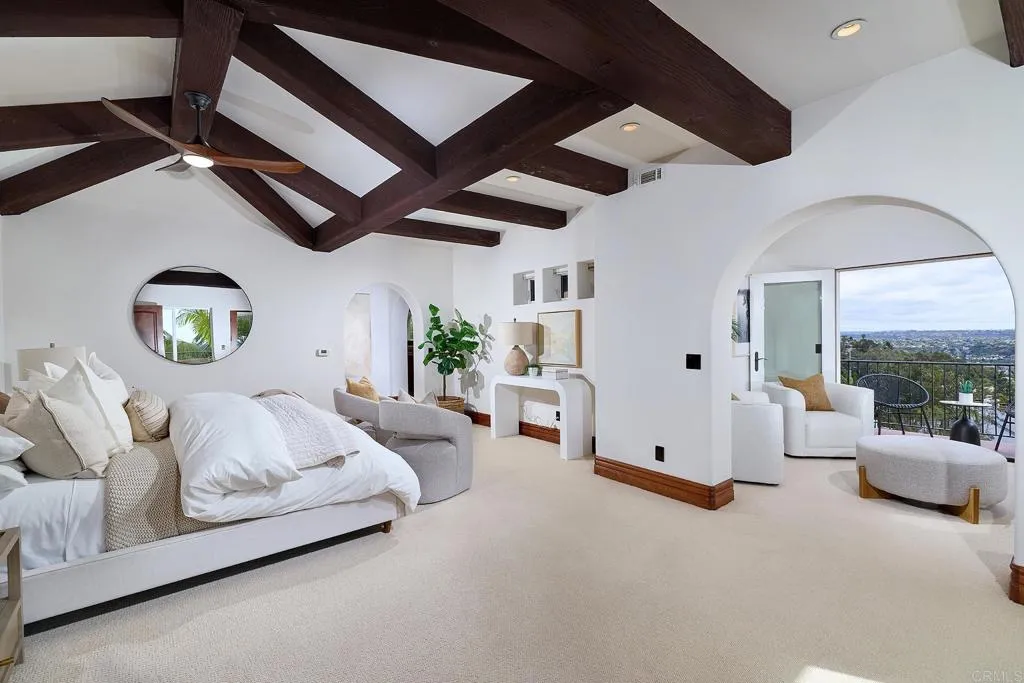 https://cdn.realtyfeed.com/cdn/127/307074819/77f1452c2cfba64f8f7c4c5c5ca3524a.webp