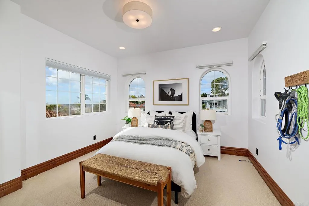https://cdn.realtyfeed.com/cdn/127/307074819/d973e8414cc3e50e73b3cd121babac77.webp