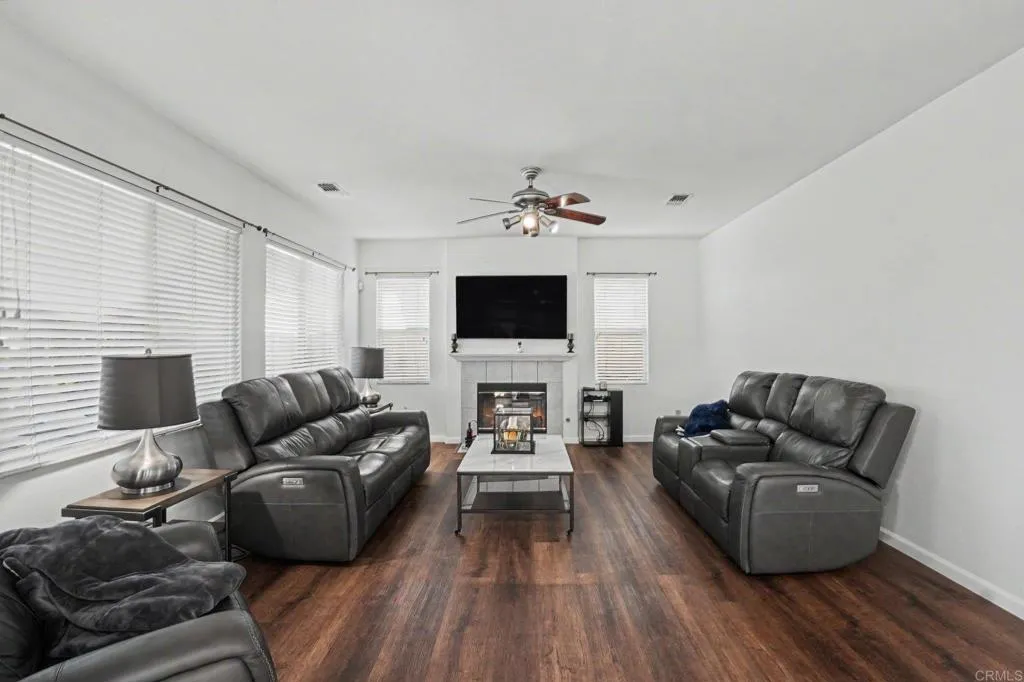 https://cdn.realtyfeed.com/cdn/127/307074893/9a6992a33532603d3d54ab6757509152.webp
