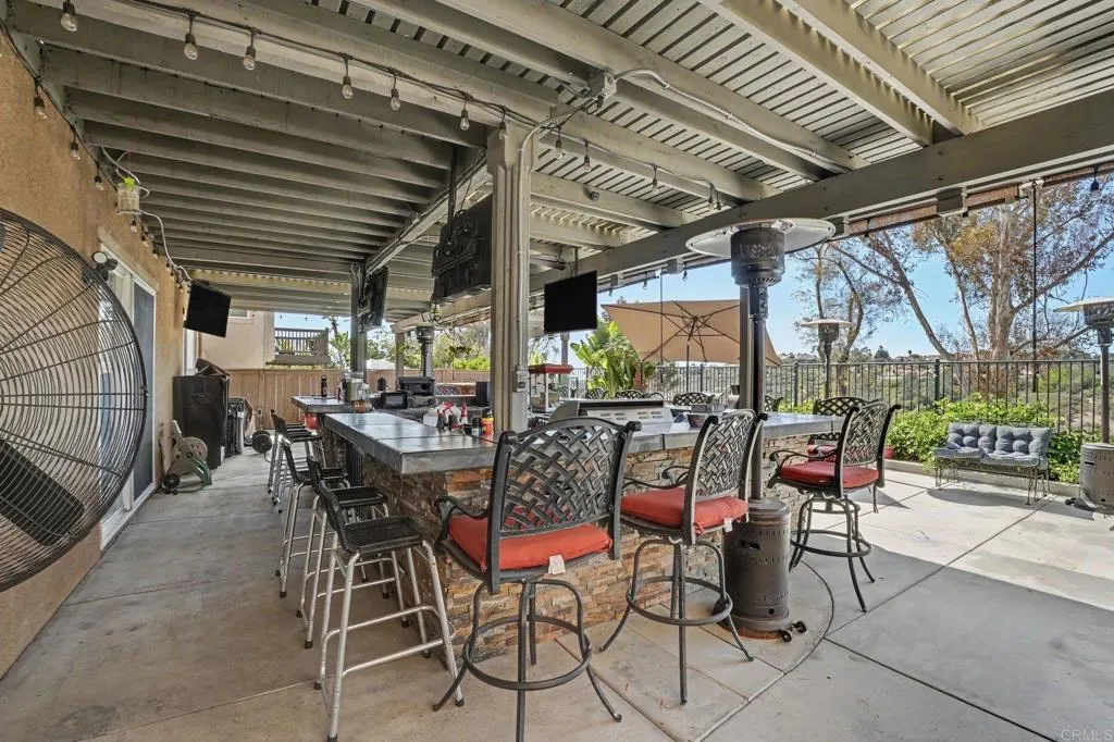 https://cdn.realtyfeed.com/cdn/127/307074893/a553412c3bb0aceb66410c08c19845cb.webp