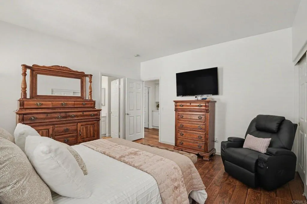 https://cdn.realtyfeed.com/cdn/127/307074893/b680bb5a39782c80196b29c7ec54db11.webp