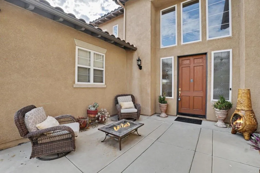 https://cdn.realtyfeed.com/cdn/127/307074893/ddcf0dbb118c3c2b213a977059736b32.webp