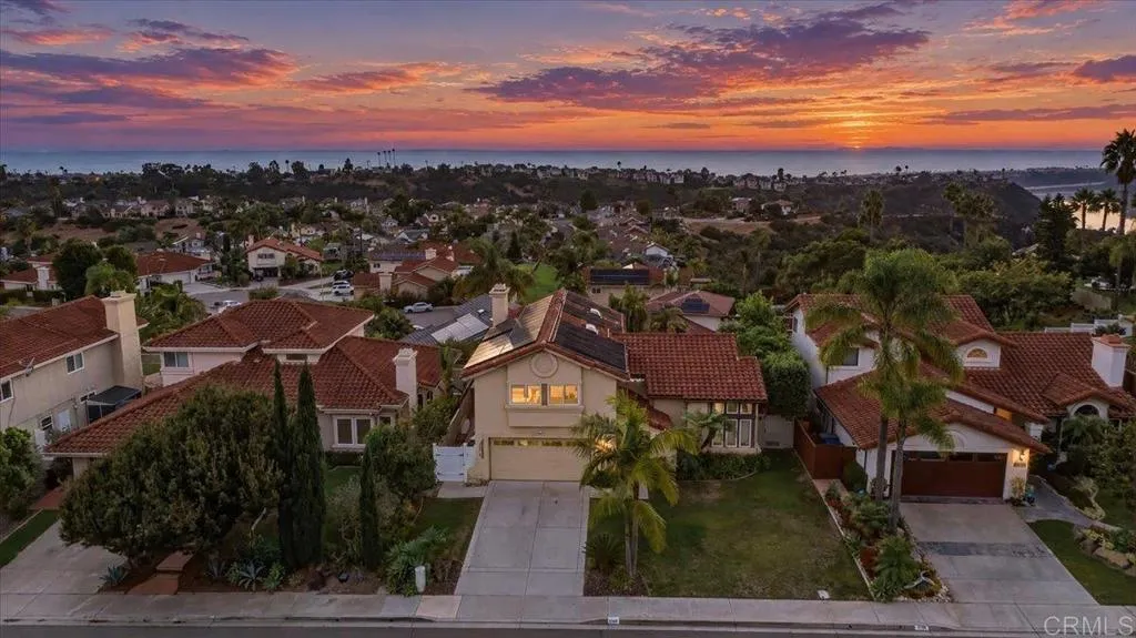 https://cdn.realtyfeed.com/cdn/127/307074917/6cdd12dfd96a8212d63fdf382604f318.webp