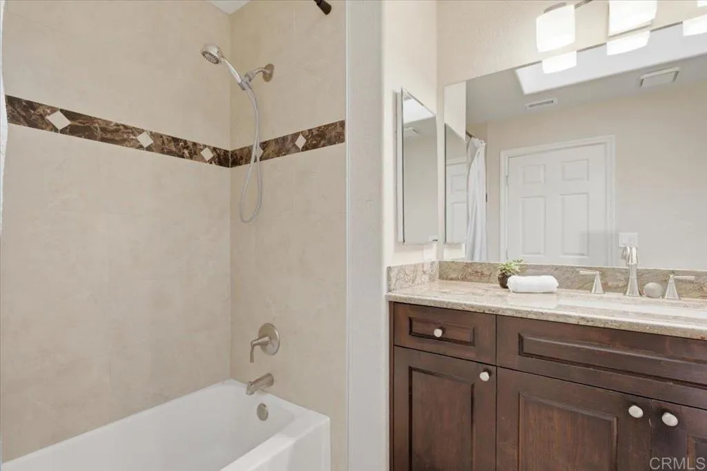https://cdn.realtyfeed.com/cdn/127/307074917/d6c440c445a858cb52ba01f5aa15ae0b.webp