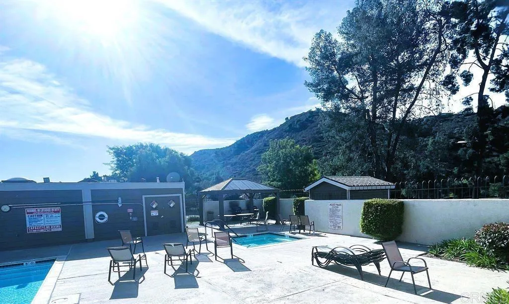 https://cdn.realtyfeed.com/cdn/127/307074999/06f574c33474d8644f9d79798f6e8aee.webp