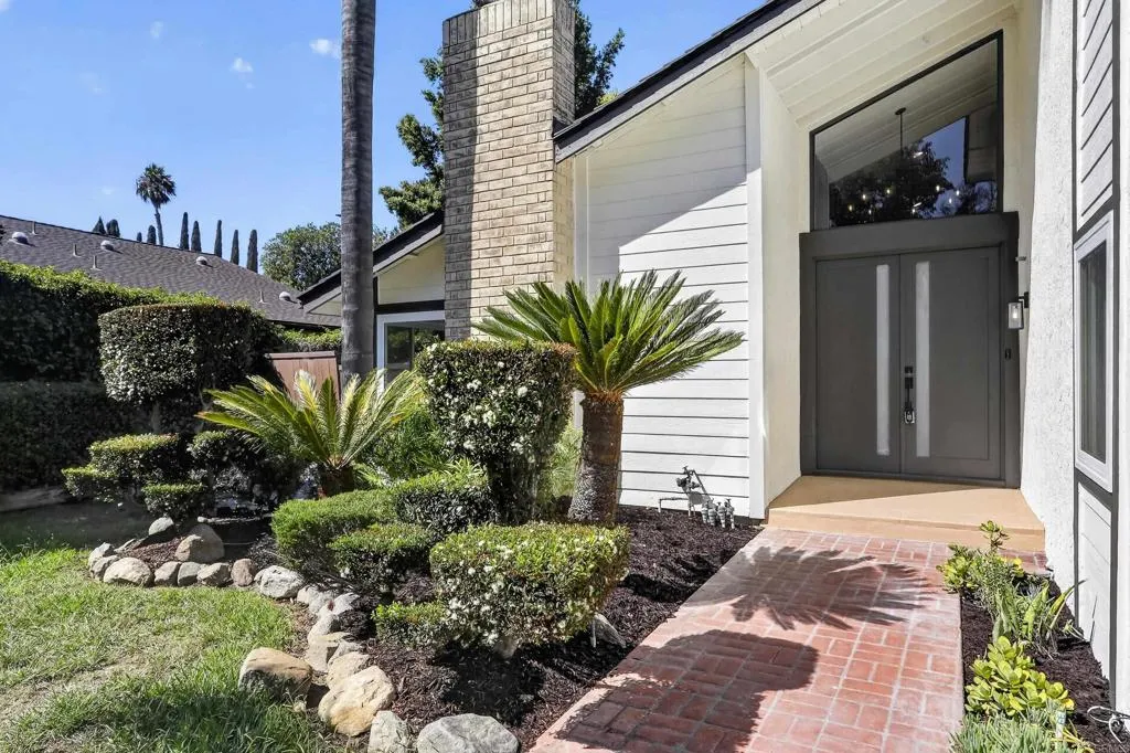 1207 Branding Iron Circle, Vista, CA 92081 - Photo 5 of 66, Vista, CA