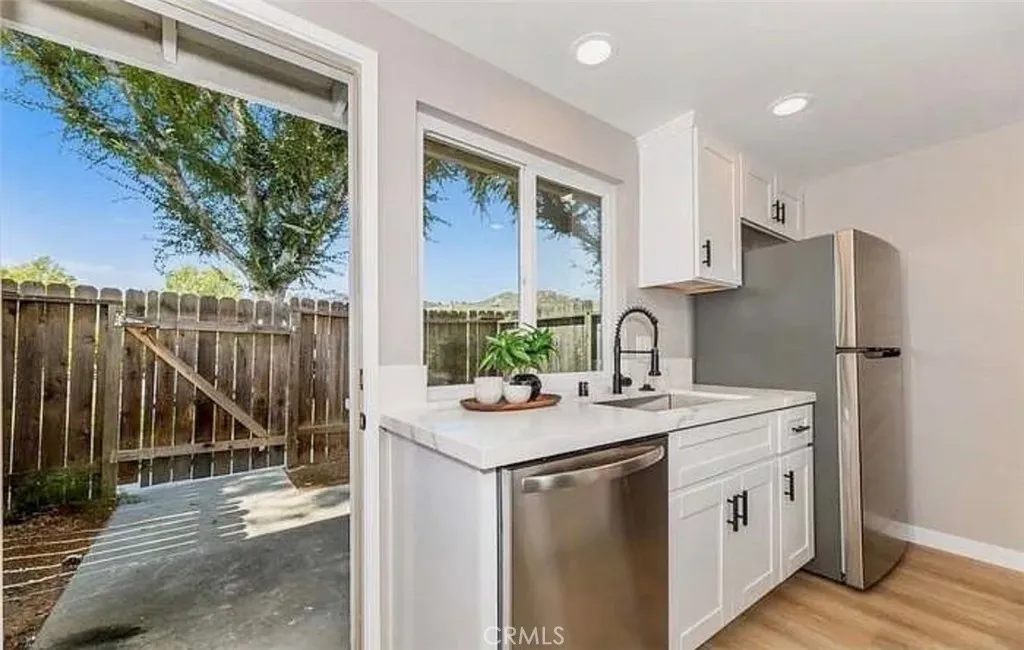 2512 Wanek Unit C, Escondido, CA 92027 - Photo 4 of 10, Escondido, CA