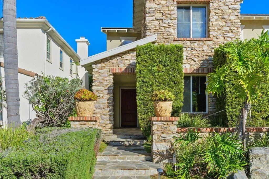 https://cdn.realtyfeed.com/cdn/127/307075107/8ec89d084a303951fdba82d942e2eb40.webp
