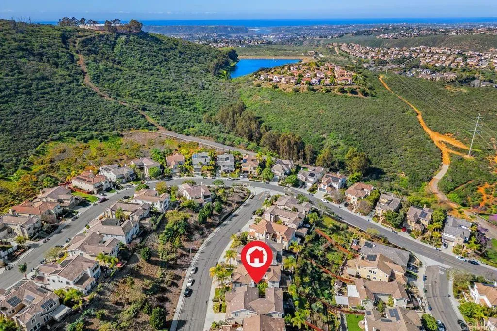 https://cdn.realtyfeed.com/cdn/127/307075107/a283c97328b4b88d4d631694e907a096.webp