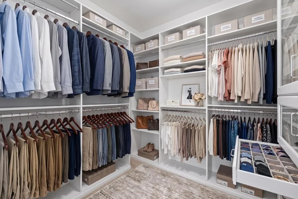 https://cdn.realtyfeed.com/cdn/127/307075107/f1aa496244abfbdb6f7f5b185edbe77e.webp